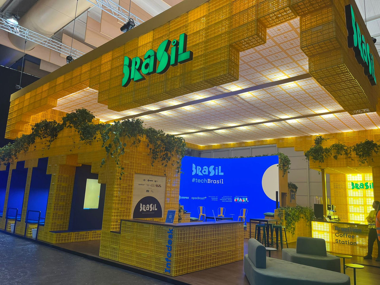 Banner brand desktop